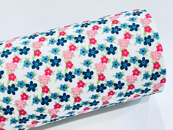 Winifred Rose Fabric Felt - Navy Bunny et Coordination Petite Floral - Stock limité