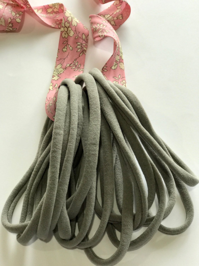 Thin Nylon Elastic Headbands | Grey | 5-6 mm | 26cm