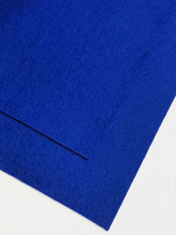 Feuille de feutre de laine mérinos bleu royal 1 mm 8 x 11" - N° 59