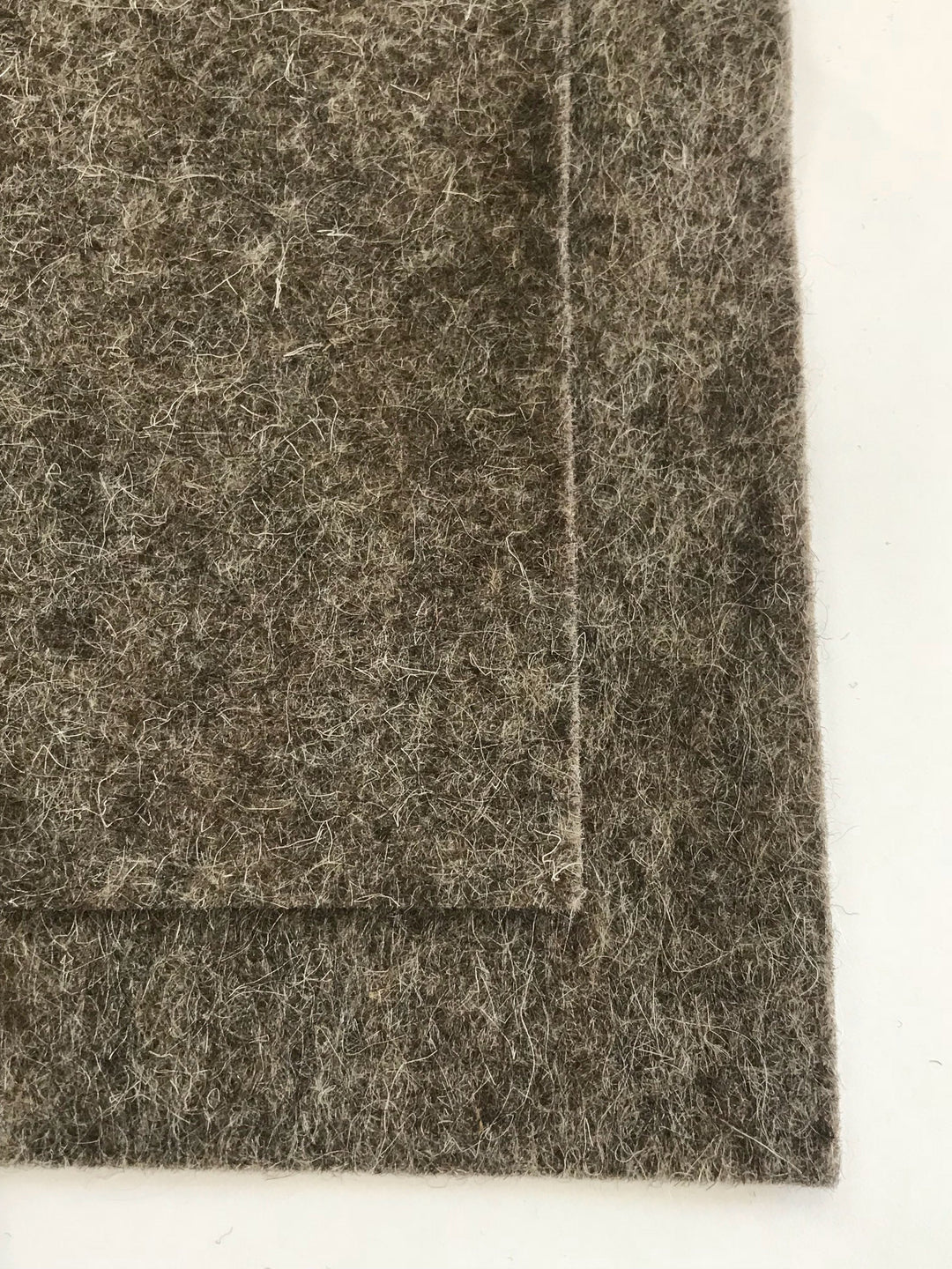 Feuille de feutre de laine mérinos marron écru chiné de 1 mm, 8 x 11 pouces, n° G12