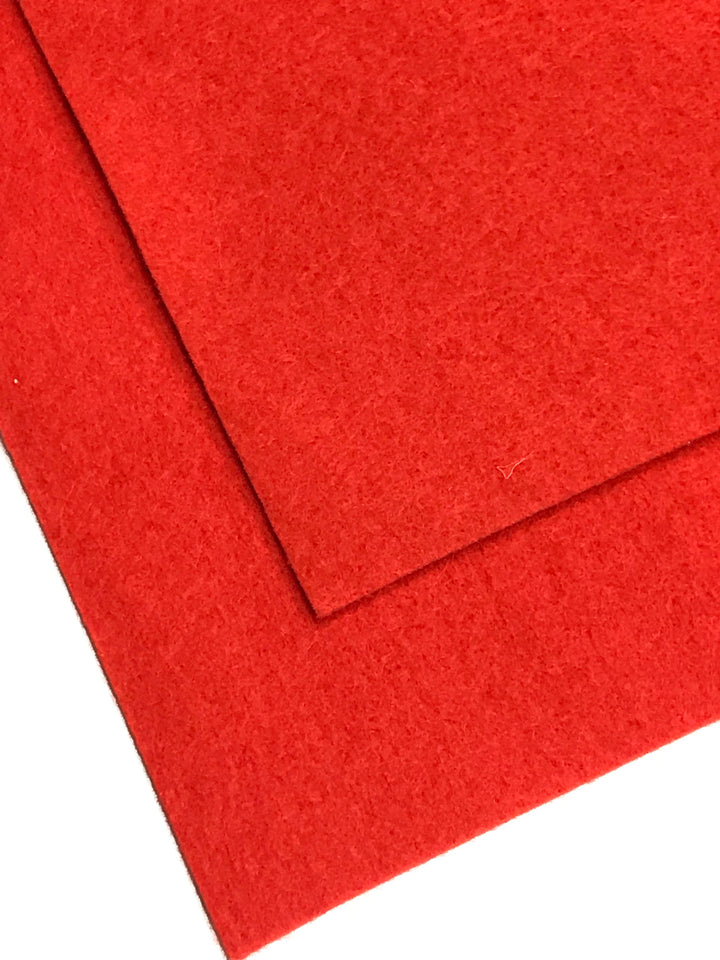 Feuille de feutre de laine mérinos rouge orange 1 mm 8 x 11" - N° 6