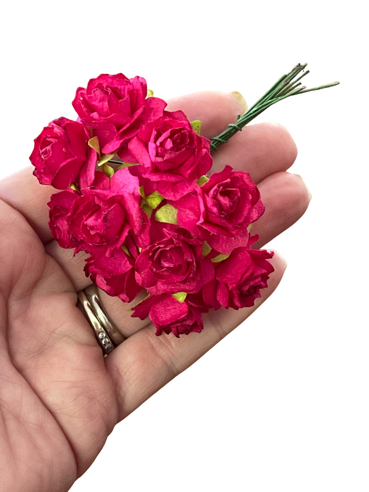 10 pièces - Fleurs en papier de mûrier - Roses thé 2 cm - Rose vif 
