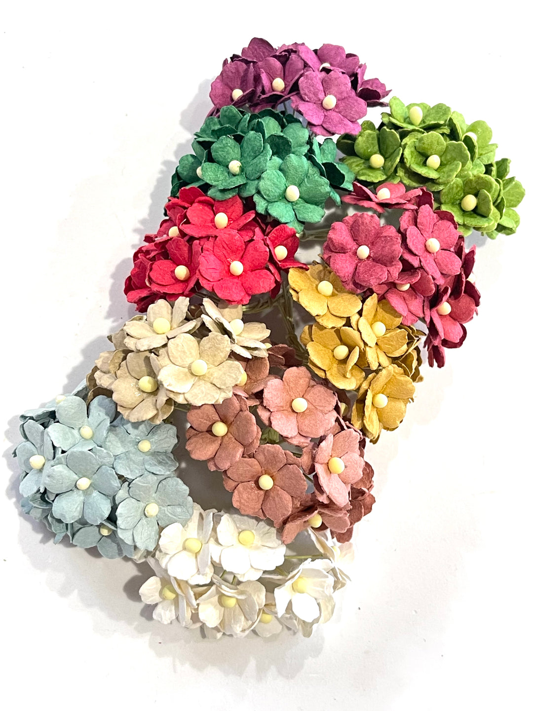 15mm Christmas Mix Sweetheart Mulberry Paper Blossoms - (Pack of 10 colours, 100 Stems)