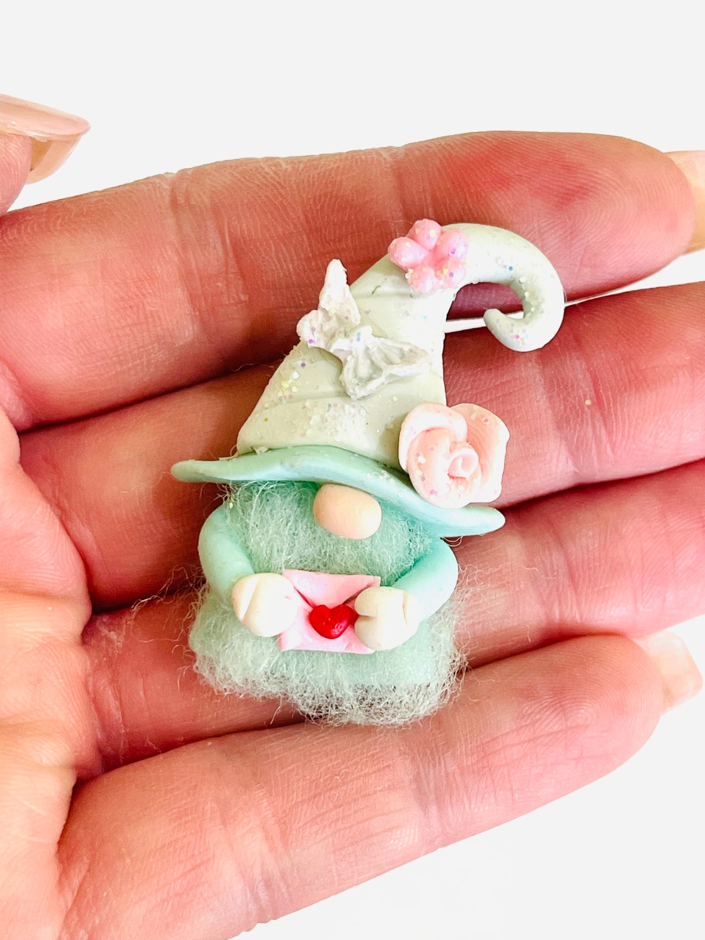 Mint Heart Gnomes Bow Clay Embellishment